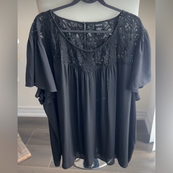Torrid Black Lace Chiffon Flowy Top Short Sleeves Blouse Size 5X - Picture 1 of 15